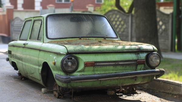 Автохлам начнут эвакуировать в Симферополе